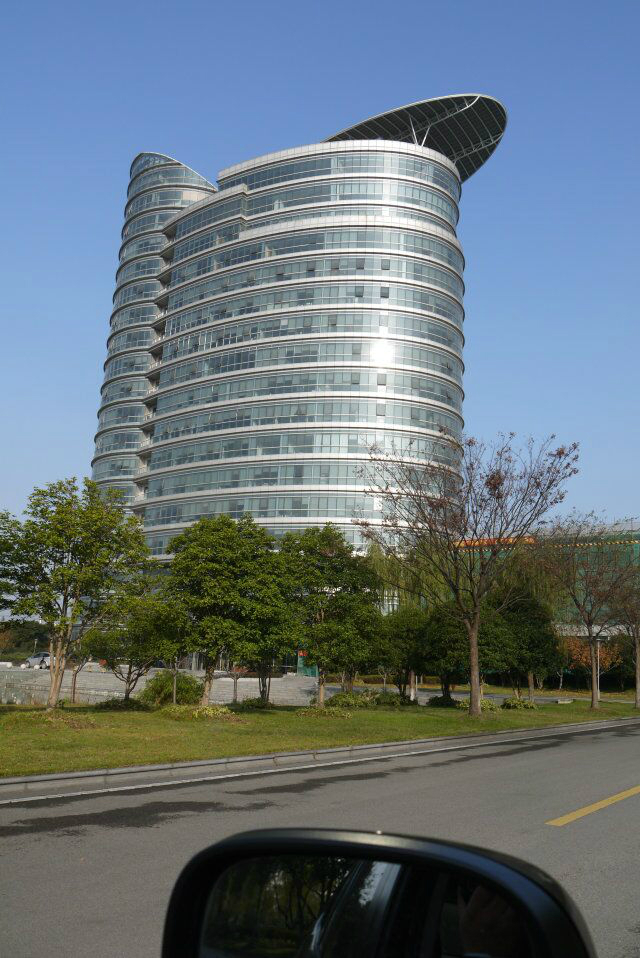 上海青浦工业园大楼